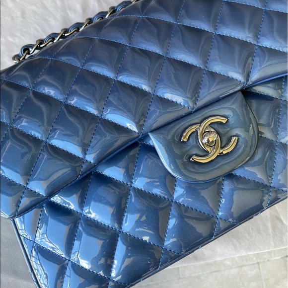 ***~~~SOLD~~~*** Chanel Classic Double Flap Patent Leather - Picture 11 of 11